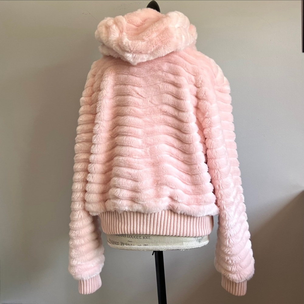 Y2K Pink Faux Fur Jacket - Picture 3 of 9